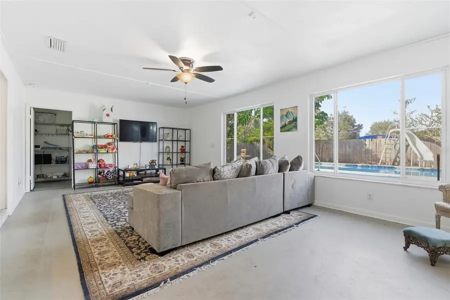 2019 W Jorome Drive, Tampa, FL 33612 - Image #2