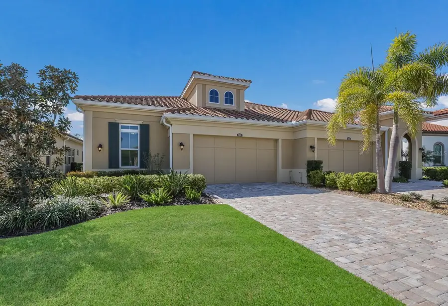 2402 Starwood Court, Lakewood Ranch, FL 34211 - Image #3