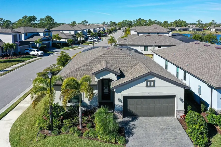 19625 Fishhawk Trail, Venice, FL 34293 - Image #2