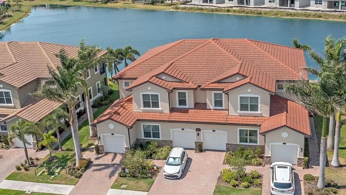 109 Porta Vecchio Bend #201, North Venice, FL 34275 - Image #1