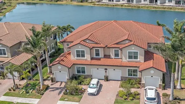 109 Porta Vecchio Bend #201, NORTH VENICE, FL 34275