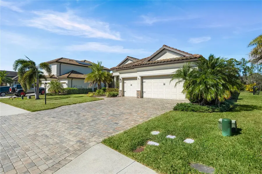 17045 Polo Trl, Lakewood Ranch, FL 34211 - Image #3