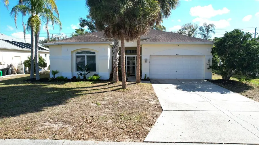 4307 Manfield Drive, Venice, FL 34293 - Image #2