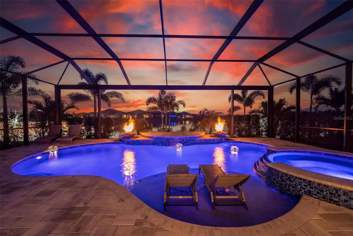 8134 Redonda Loop, Lakewood Ranch, FL 34202 - #1