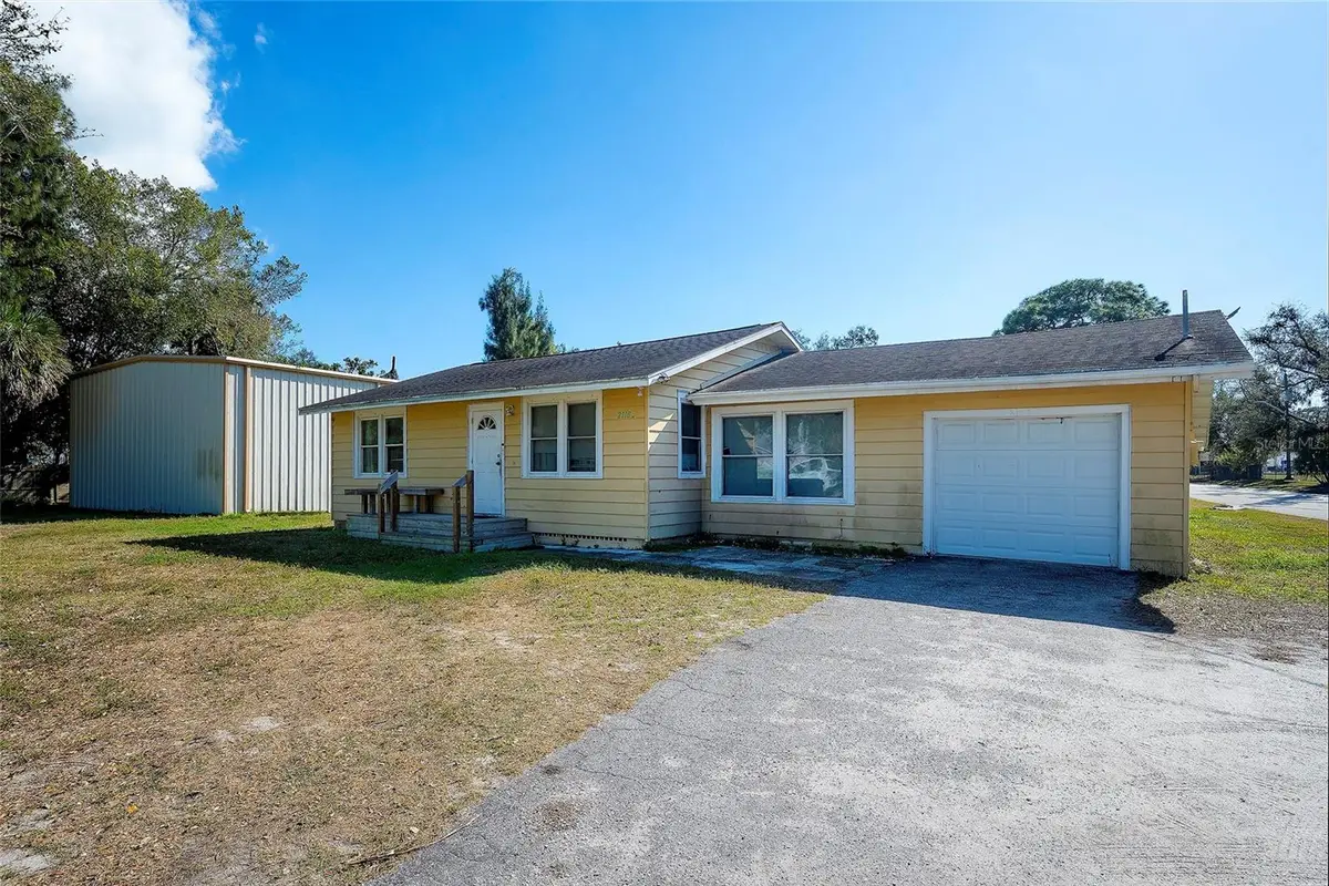 2118 53rd Avenue W, Bradenton, FL 34207 - Image #1