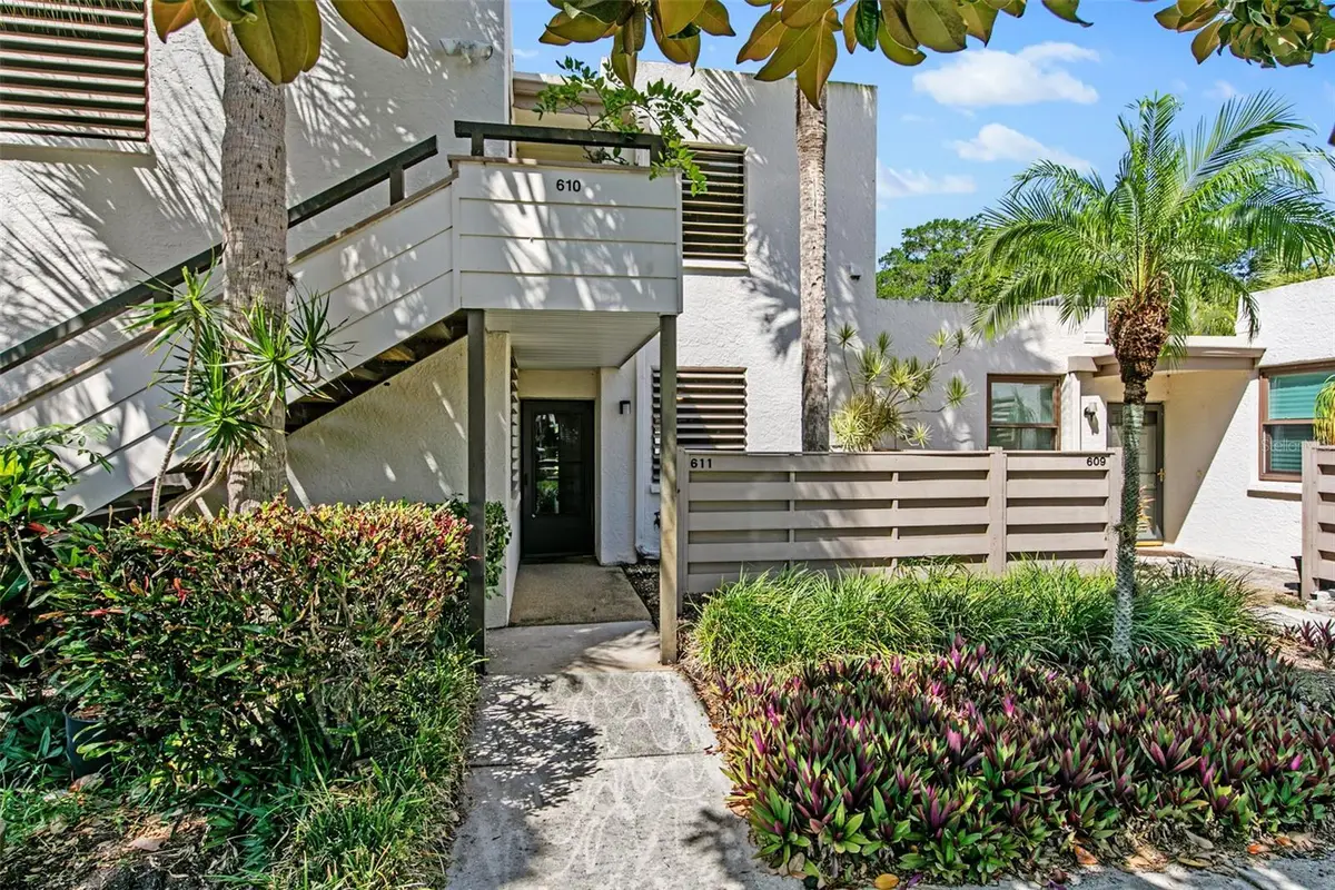 611 Woodlawn Drive #611, Bradenton, FL 34210 - Image #1