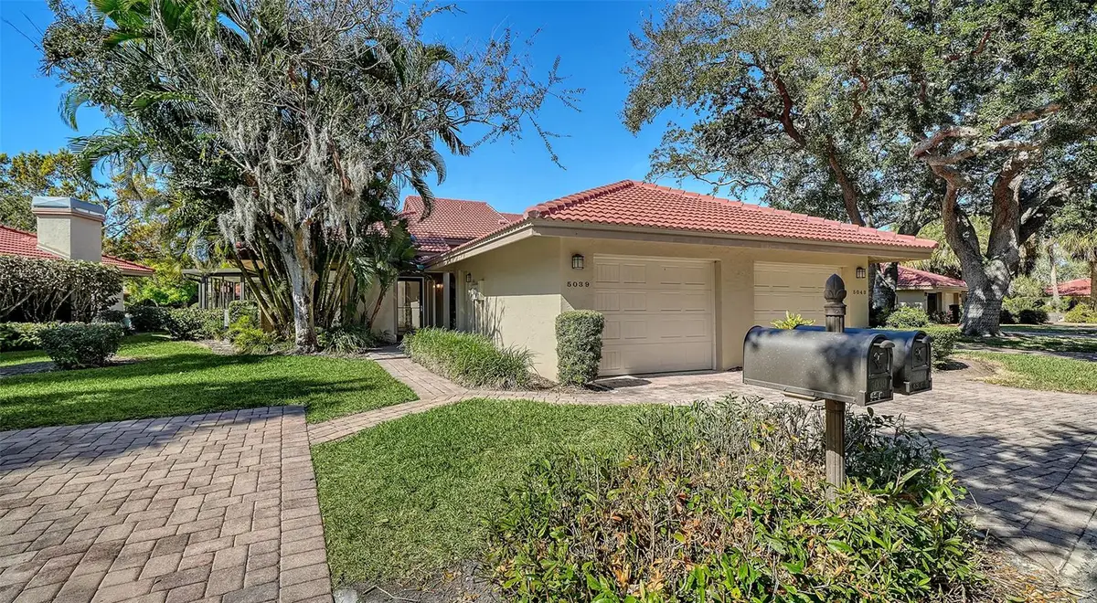 5039 Kestral Park #67, Sarasota, FL 34231 - Image #1