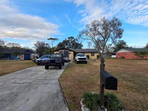 239 Connie Lee Court, LAKELAND, FL 33809