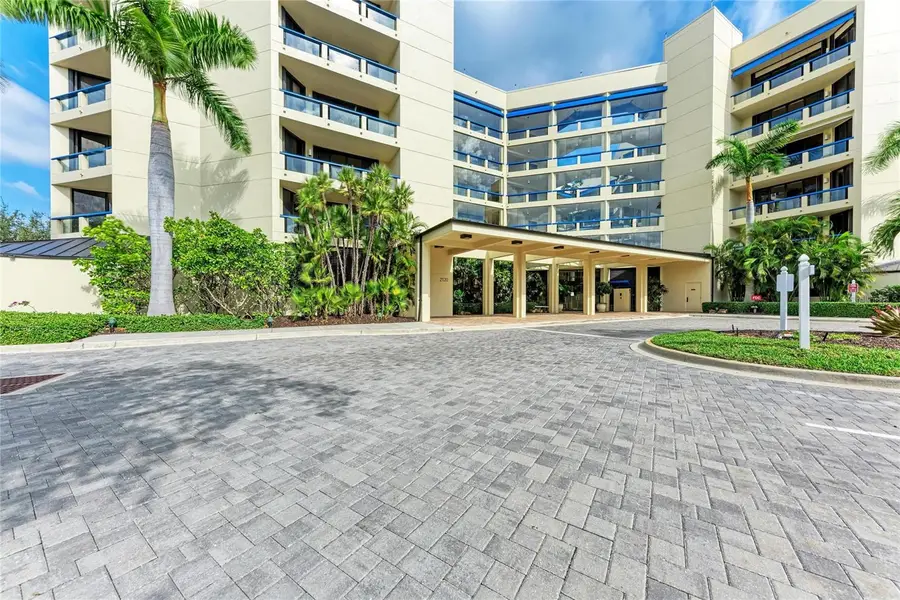 2120 Harbourside Drive #612, Longboat Key, FL 34228 - Image #3