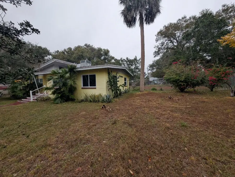 2304 Vine Street, Leesburg, FL 34748 - Image #3