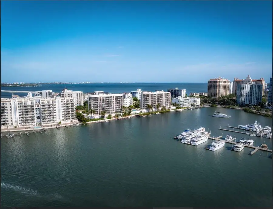 590 Golden Gate Point #907, Sarasota, FL 34236 - Image #2