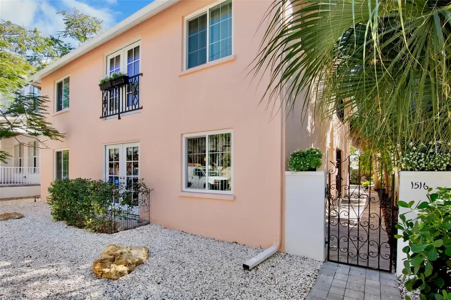 1516 Oak Street, Sarasota, FL 34236 - #3