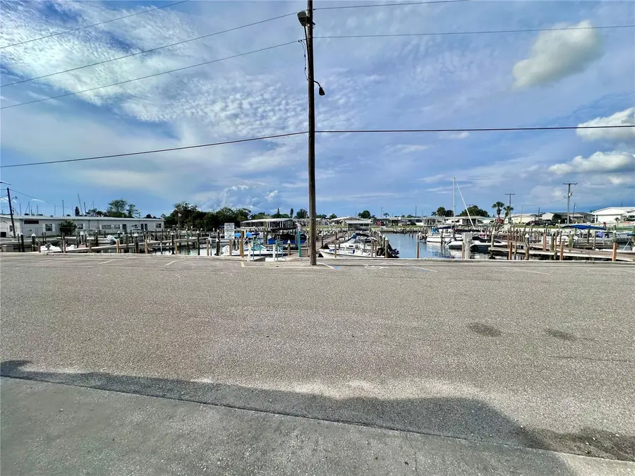 2208 Pennsylvania Avenue, Bradenton, FL 34207 - Image #2