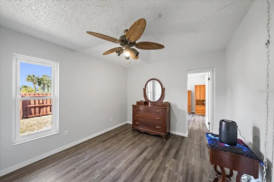 3601 Egerton Circle, Sarasota, FL 34233 - Image #3