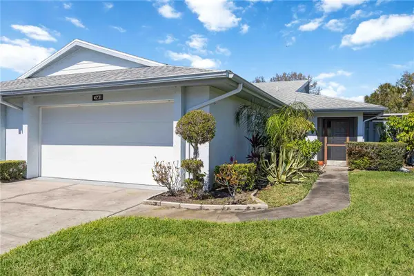 4231 Center Gate Lane #16, SARASOTA, FL 34233