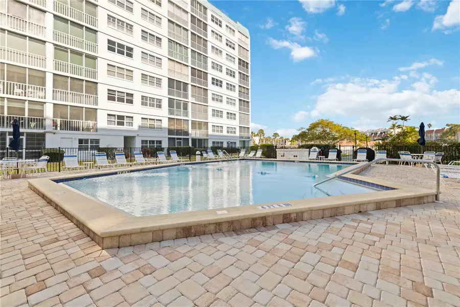 244 Saint Augustine Avenue #104, Venice, FL 34285 - Image #3