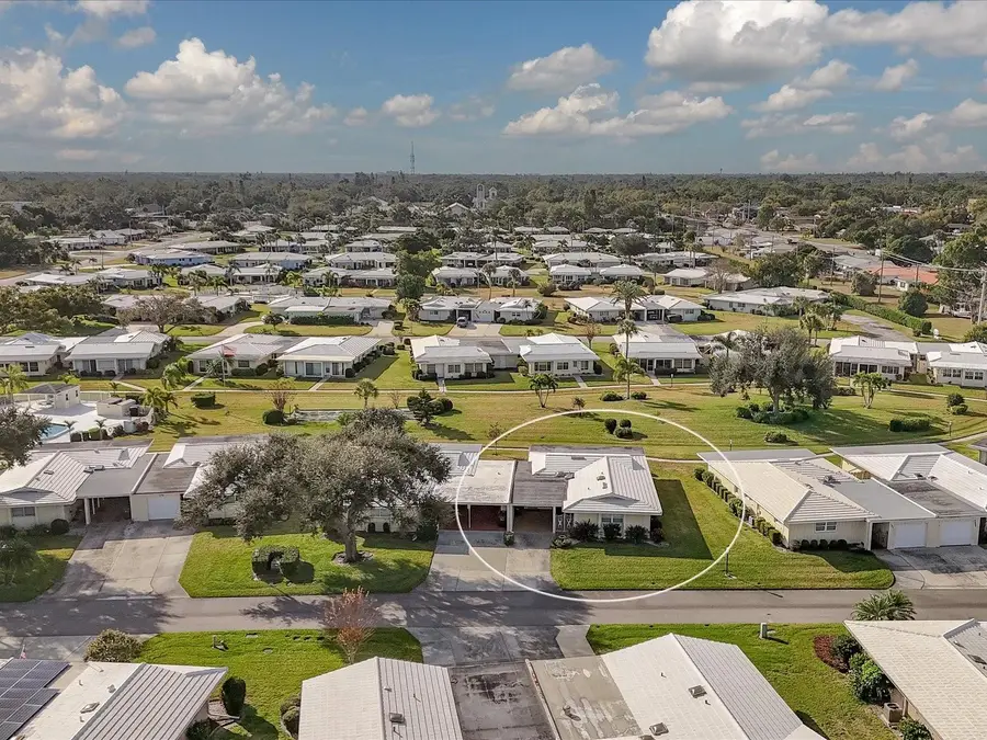 3262 Brockton Lane #608, Sarasota, FL 34239 - Image #3