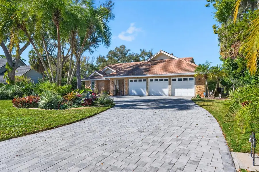 2392 Landings Circle, Bradenton, FL 34209 - #2