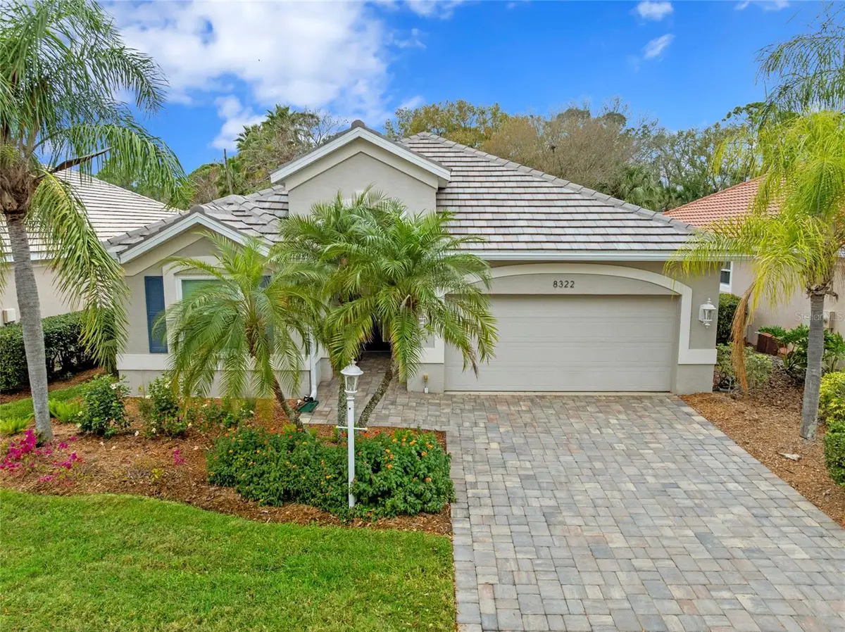 8322 Whispering Woods Court, Bradenton, FL 34202 - Image #1