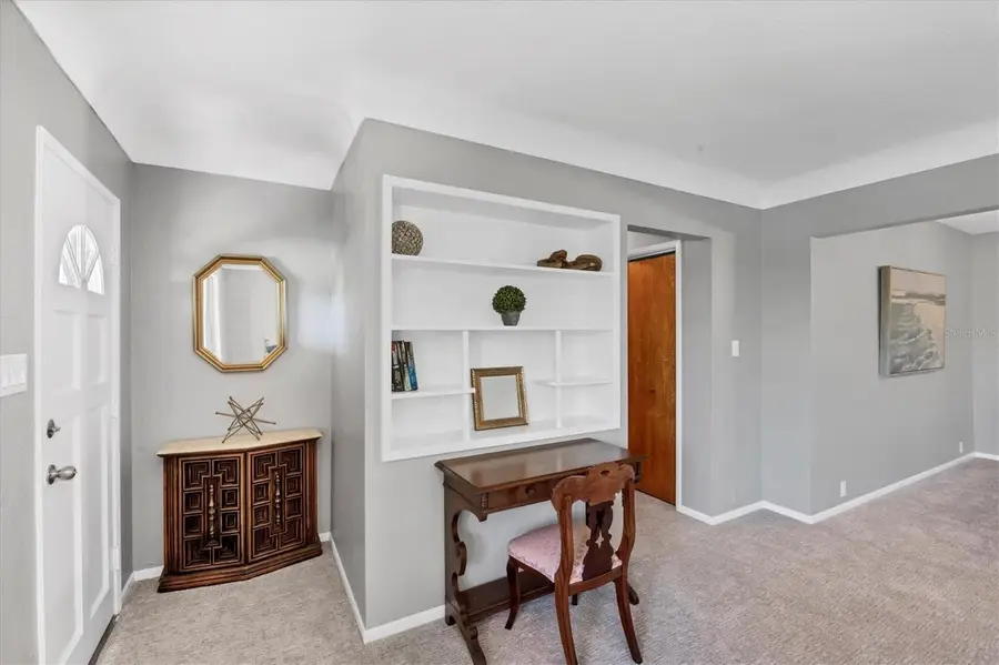 5201 Stevens Drive, Sarasota, FL 34234 - Image #2