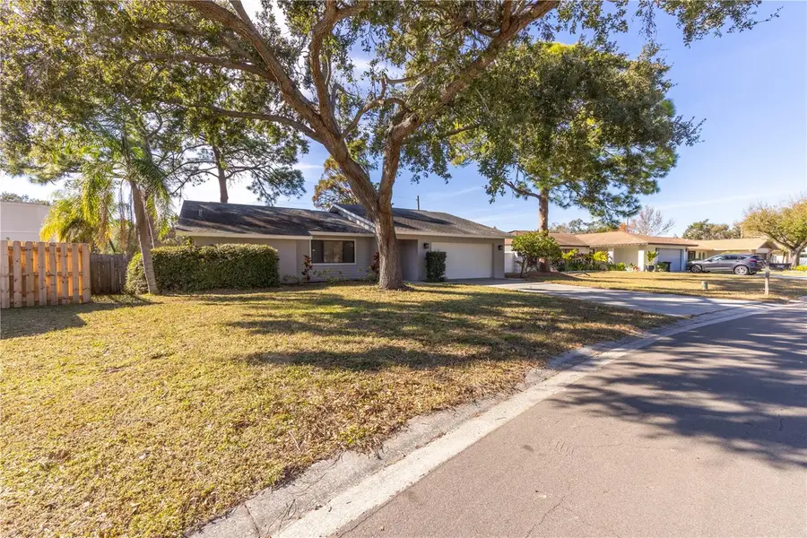8457 Cypress Lake Circle, Sarasota, FL 34243 - Image #2