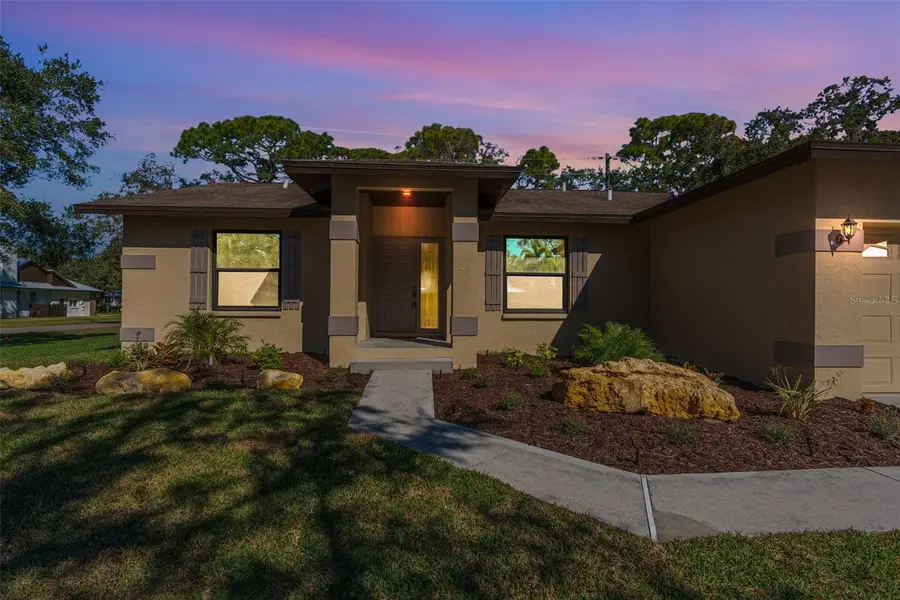 2105 Cork Oak Street, Sarasota, FL 34232 - #2