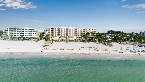 915 Seaside Drive #412, SARASOTA, FL 34242