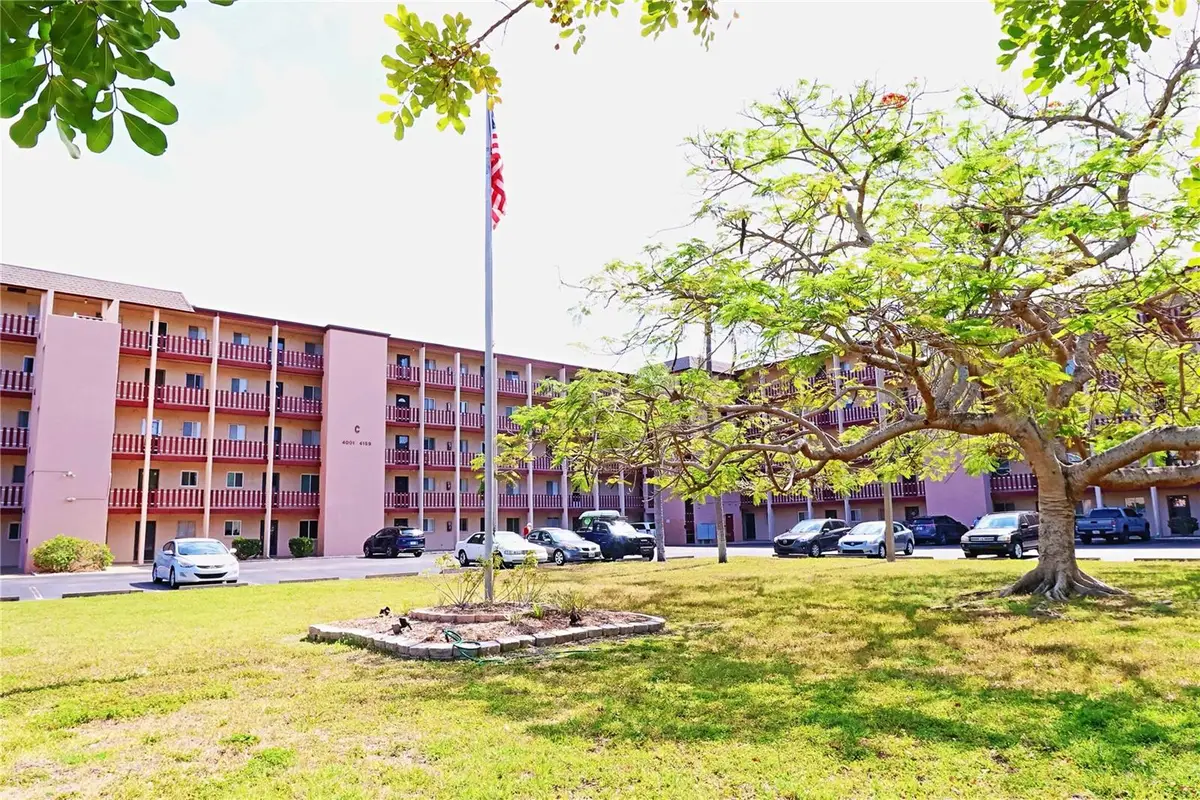 4109 Lake Bayshore Drive #407, Bradenton, FL 34205 - Image #1