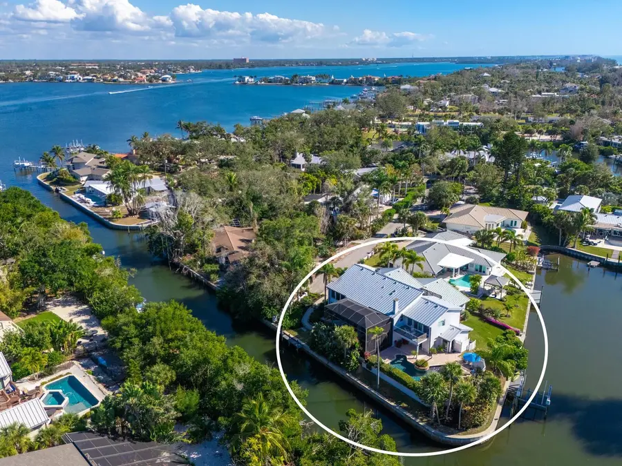 6934 Belgrave Drive, Siesta Key, FL 34242 - #3