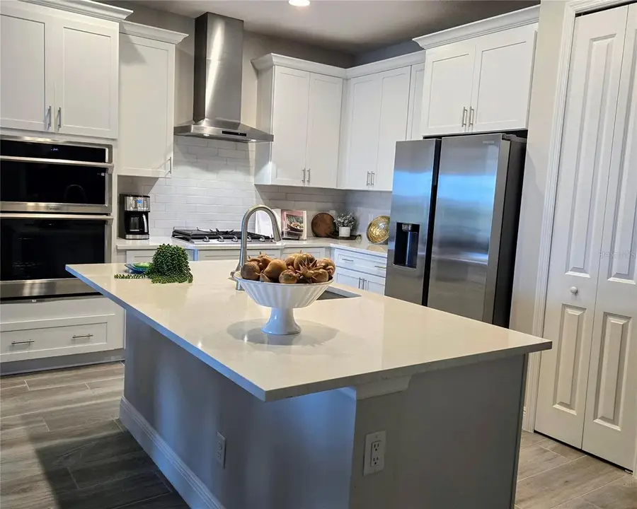 235 Okeeffe Circle, Bradenton, FL 34212 - Image #3