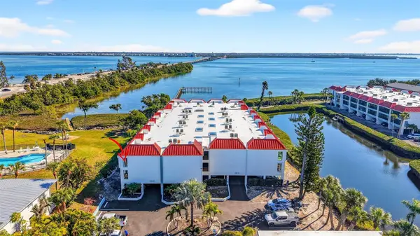 3805 E Bay Drive #201, HOLMES BEACH, FL 34217