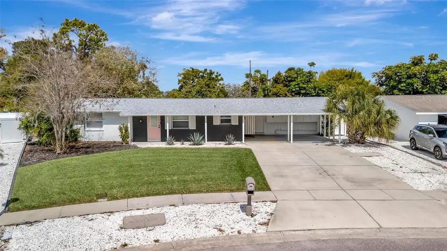 6426 Colonial Drive, Sarasota, FL 34231 - #2