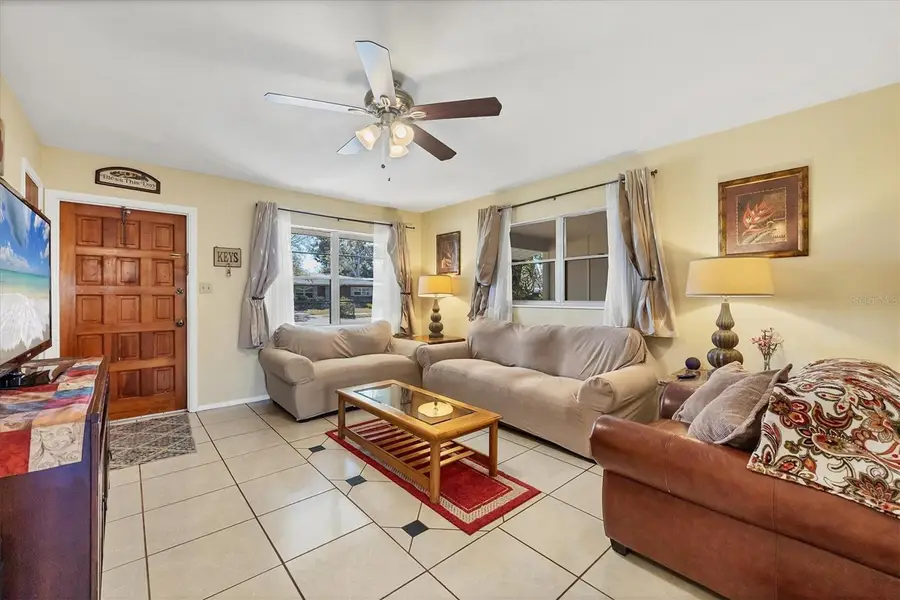 5135 Brookmeade Drive, Sarasota, FL 34232 - Image #2