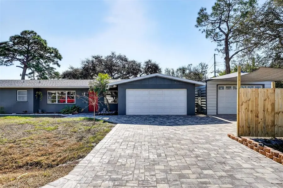 405 W Seminole Drive, Venice, FL 34293 - #2