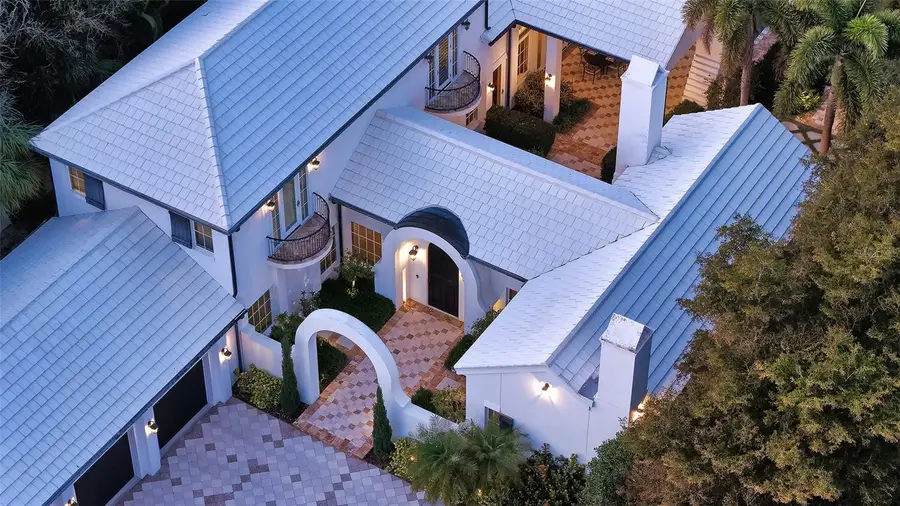 1729 Cherokee Drive, Sarasota, FL 34239 - #3