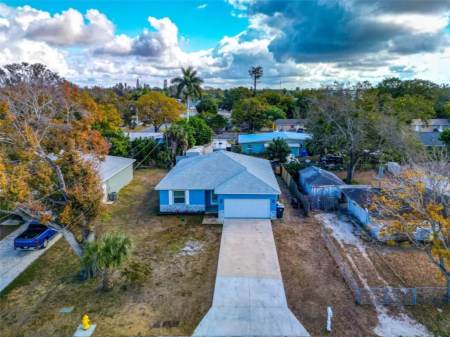 3221 3rd Street E, Bradenton, FL 34208 - #3