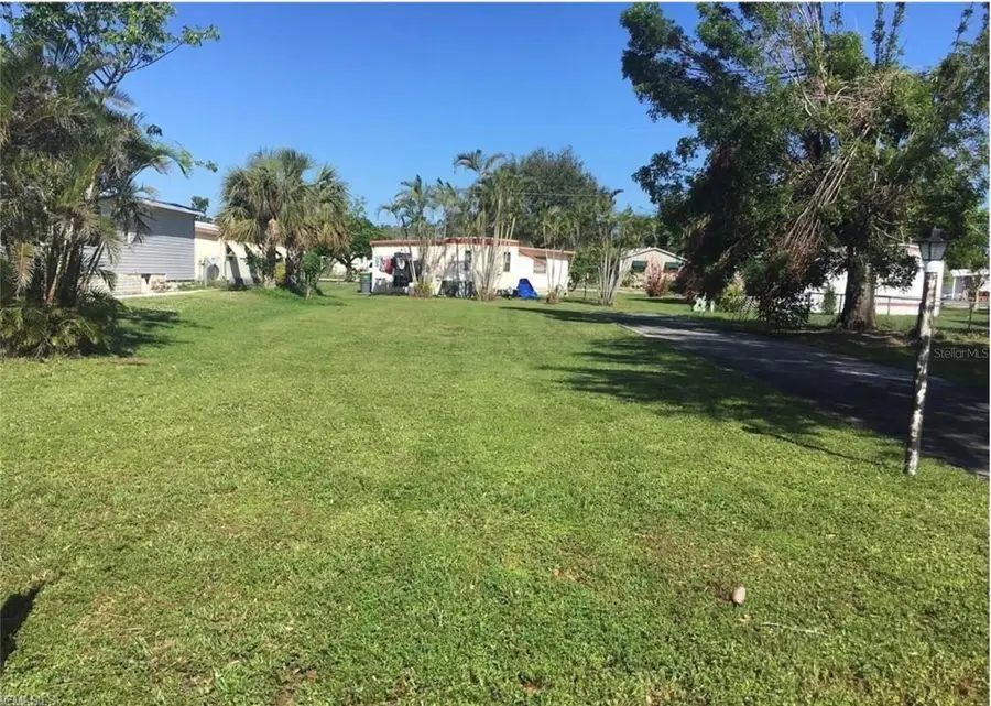 171 Pine Key Lane #28, Naples, FL 34114 - Image #2