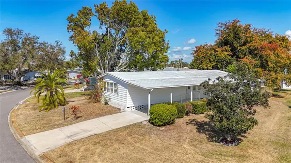 8430 Imperial Lake Circle, PALMETTO, FL 34221