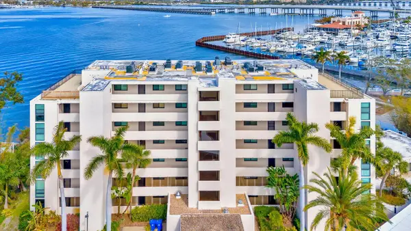 1510 1st Avenue W #402, BRADENTON, FL 34205