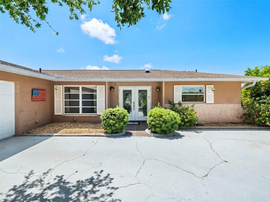 1260 Lakeside Drive, Venice, FL 34293 - #3