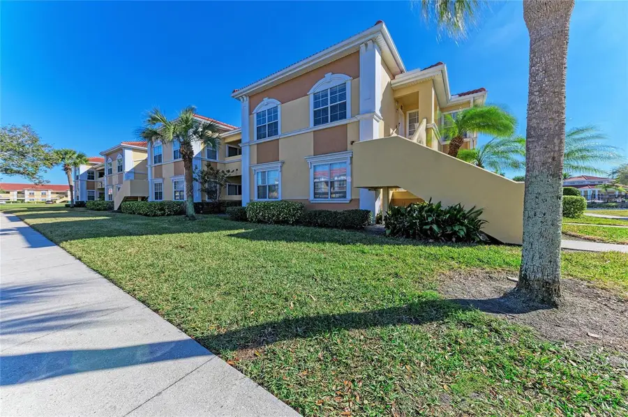 1130 Villagio Circle #201, Sarasota, FL 34237 - #3
