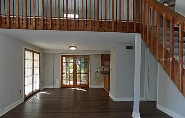 4038 Olive Avenue, Sarasota, FL 34231 - #2