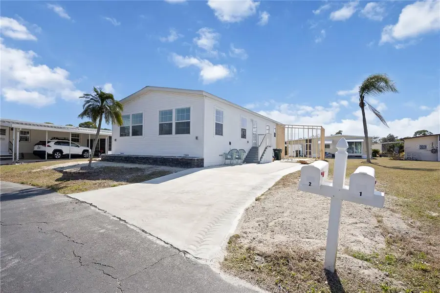 2 S Botany Bay Circle, Englewood, FL 34223 - #2