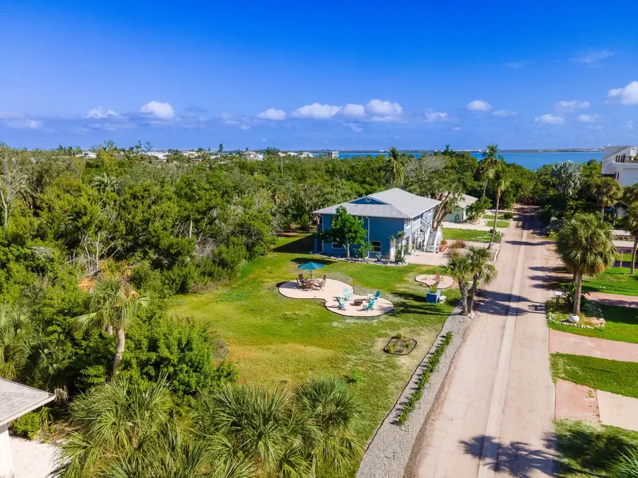 681 Gulf Bay Road, Longboat Key, FL 34228 - #3