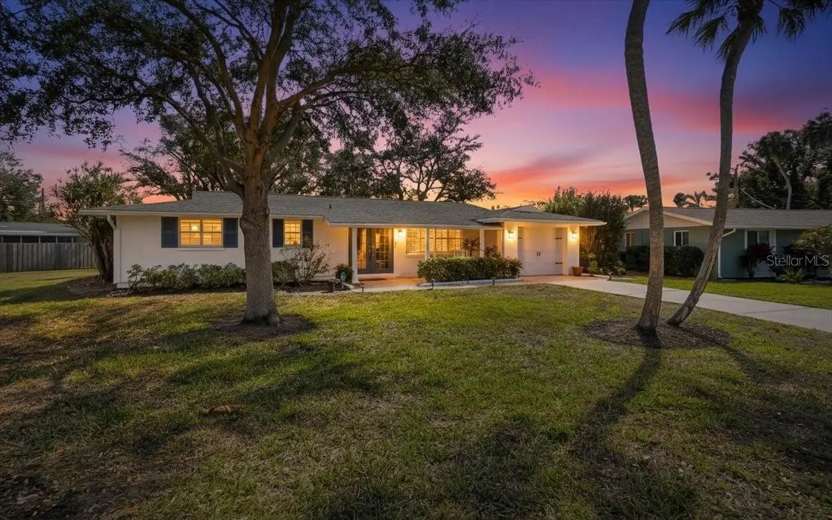 6617 Glades Way, Sarasota, FL 34231 - #1