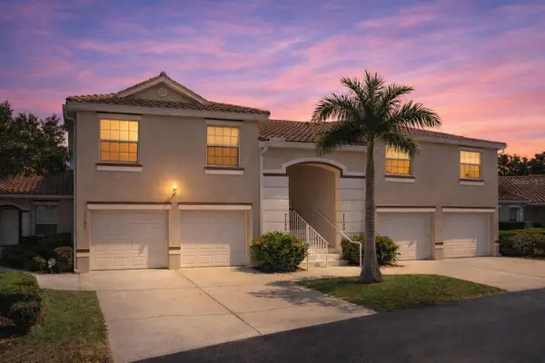 7158 Strand Circle, BRADENTON, FL 34203