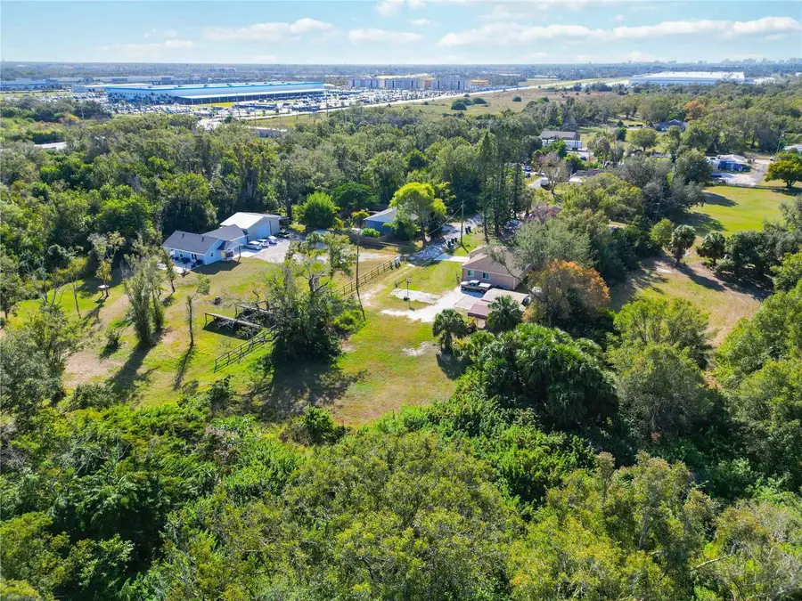 7560 19th Street E, Sarasota, FL 34243 - #3