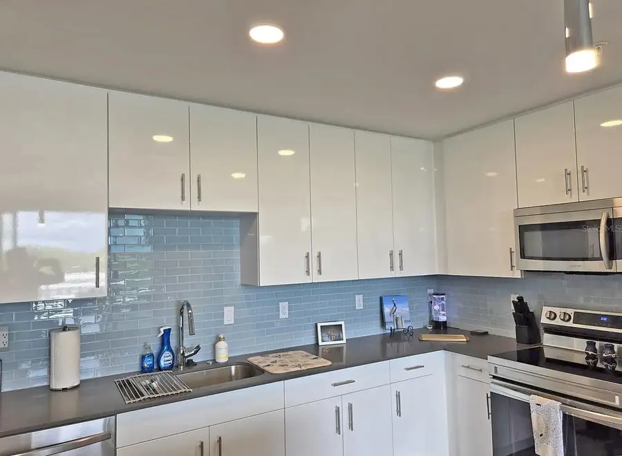 1709 N Tamiami Trail #A519, Sarasota, FL 34234 - #3