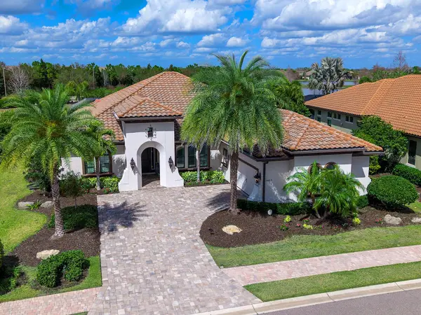 16613 Berwick Terrace, LAKEWOOD RANCH, FL 34202