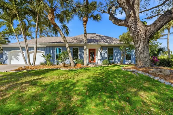 700 Tropical Circle, SARASOTA, FL 34242